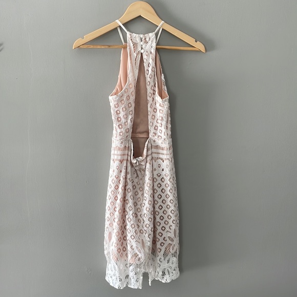 Lulu’s Steal a Kiss White Lace Dress - Picture 6 of 12